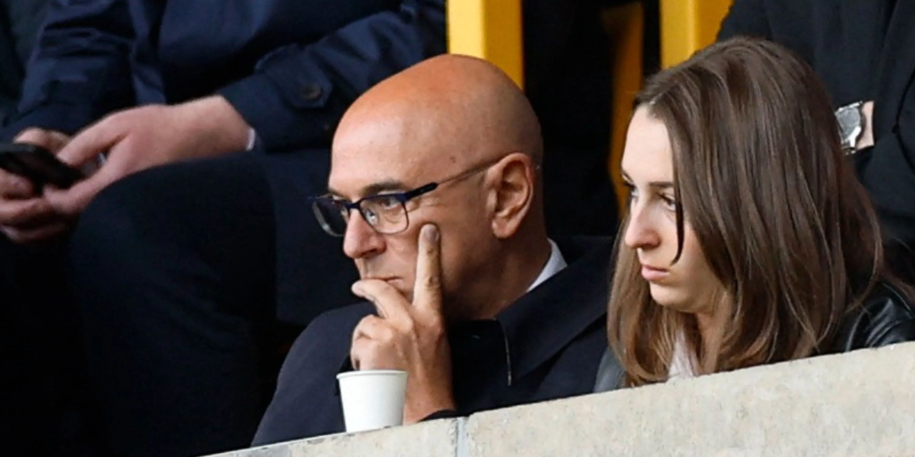 Chủ tịch Tottenham Daniel Levy trên khán đài