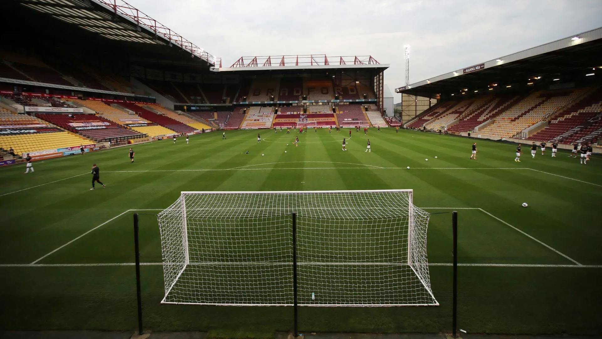 Đội bóng Bradford City ăn mừng