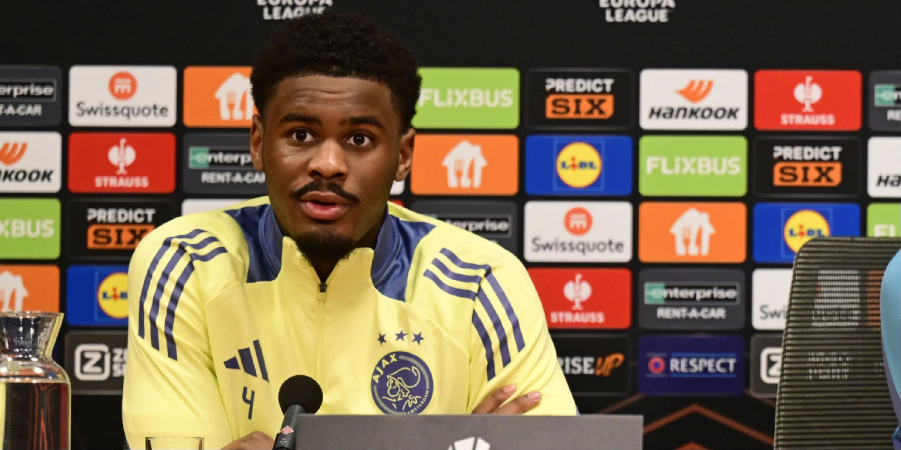Hậu vệ Jorrel Hato của Ajax