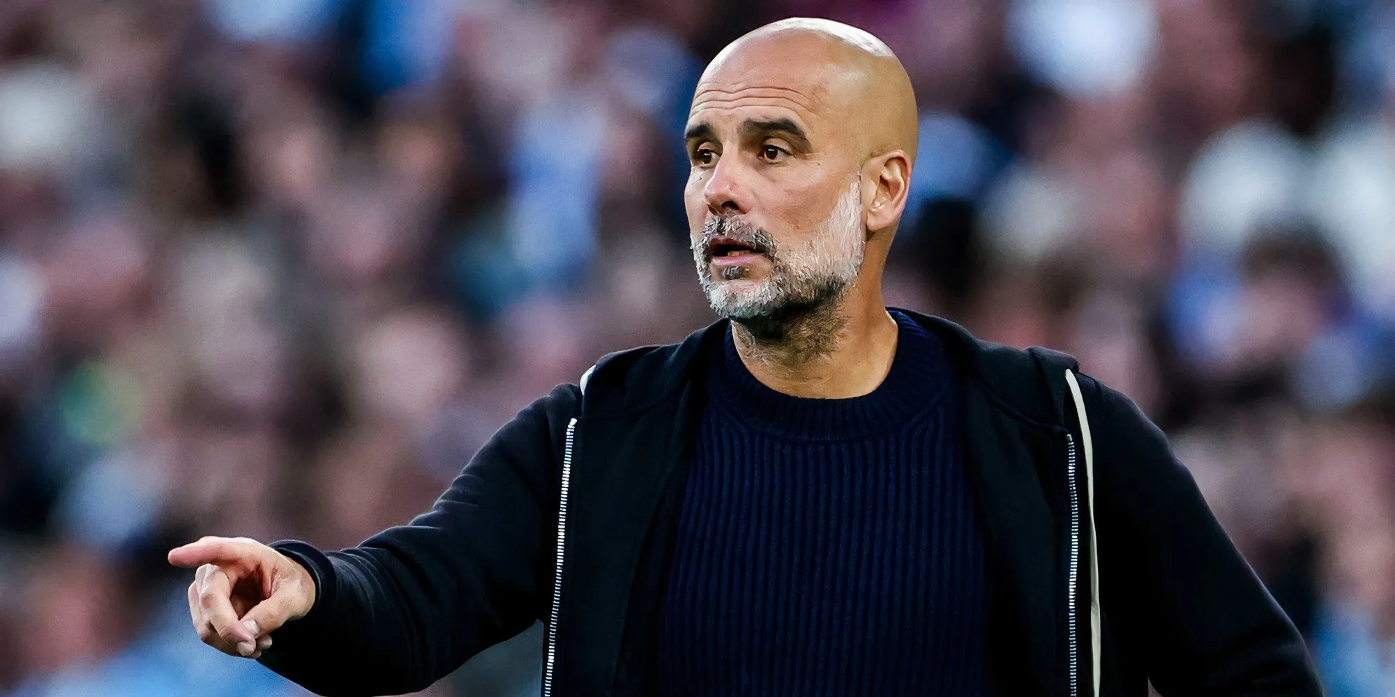 HLV Pep Guardiola chỉ đạo
