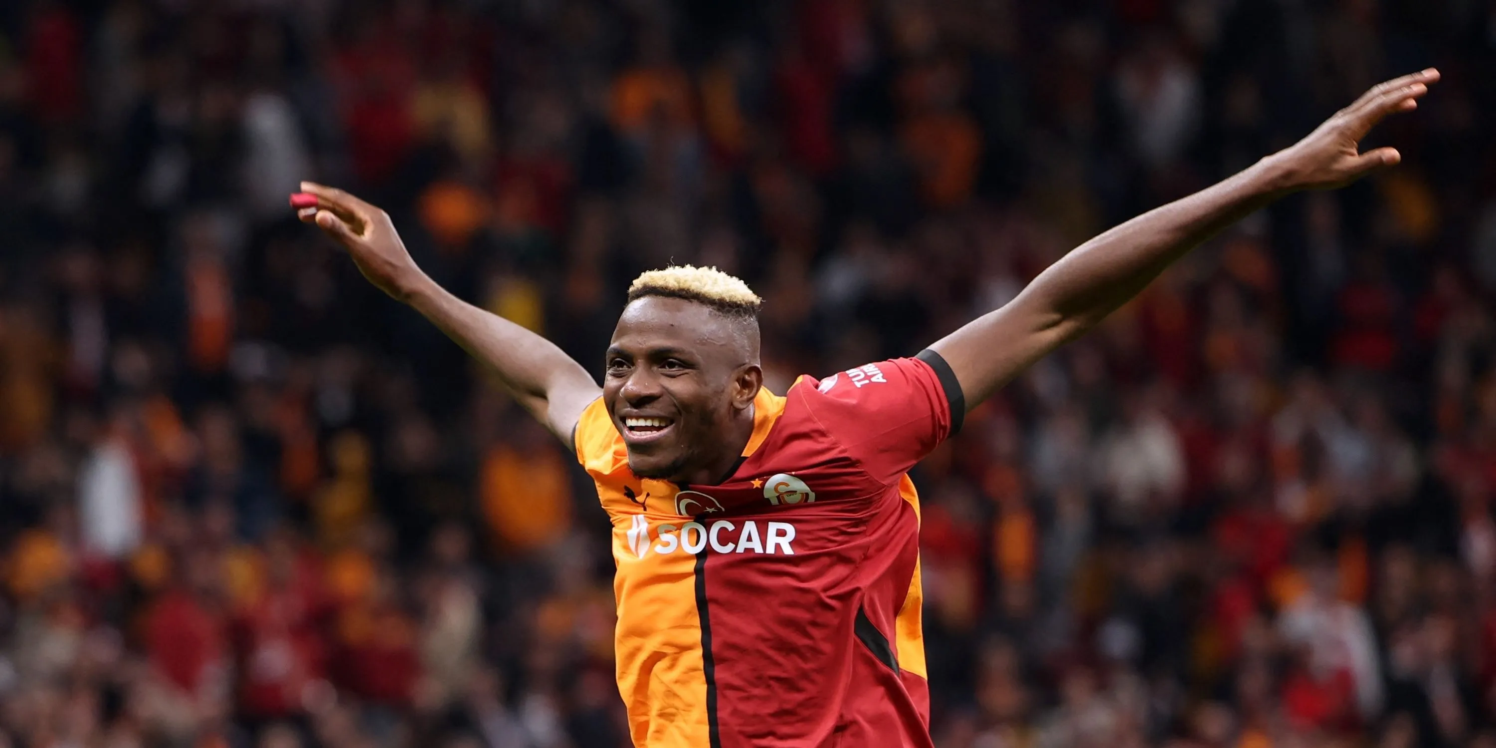 Khoảnh khắc ăn mừng của Victor Osimhen khi còn khoác áo Galatasaray