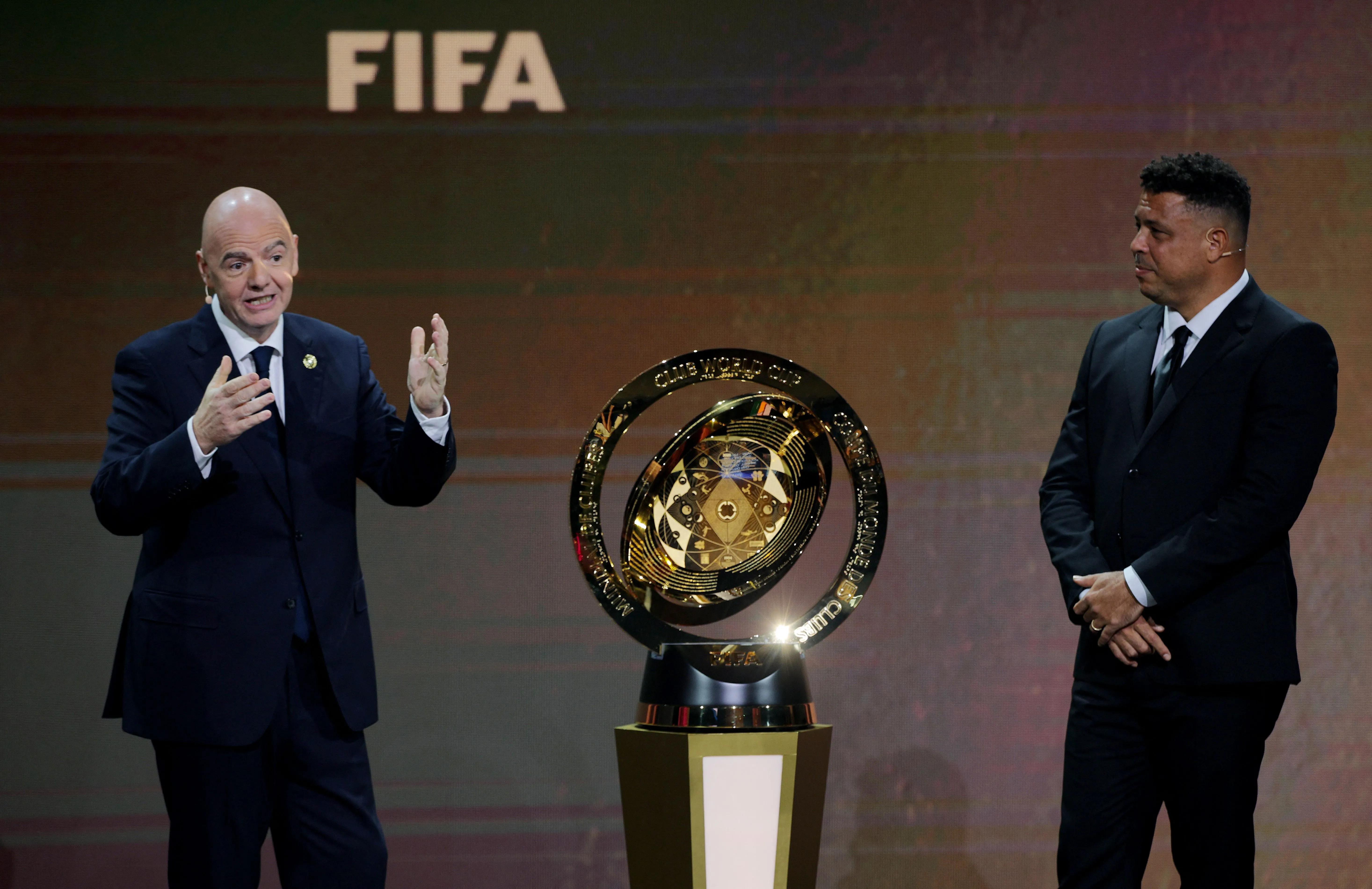 Lễ bốc thăm/hình ảnh cúp FIFA Club World Cup 2025, giải đấu quy tụ các đội bóng hàng đầu