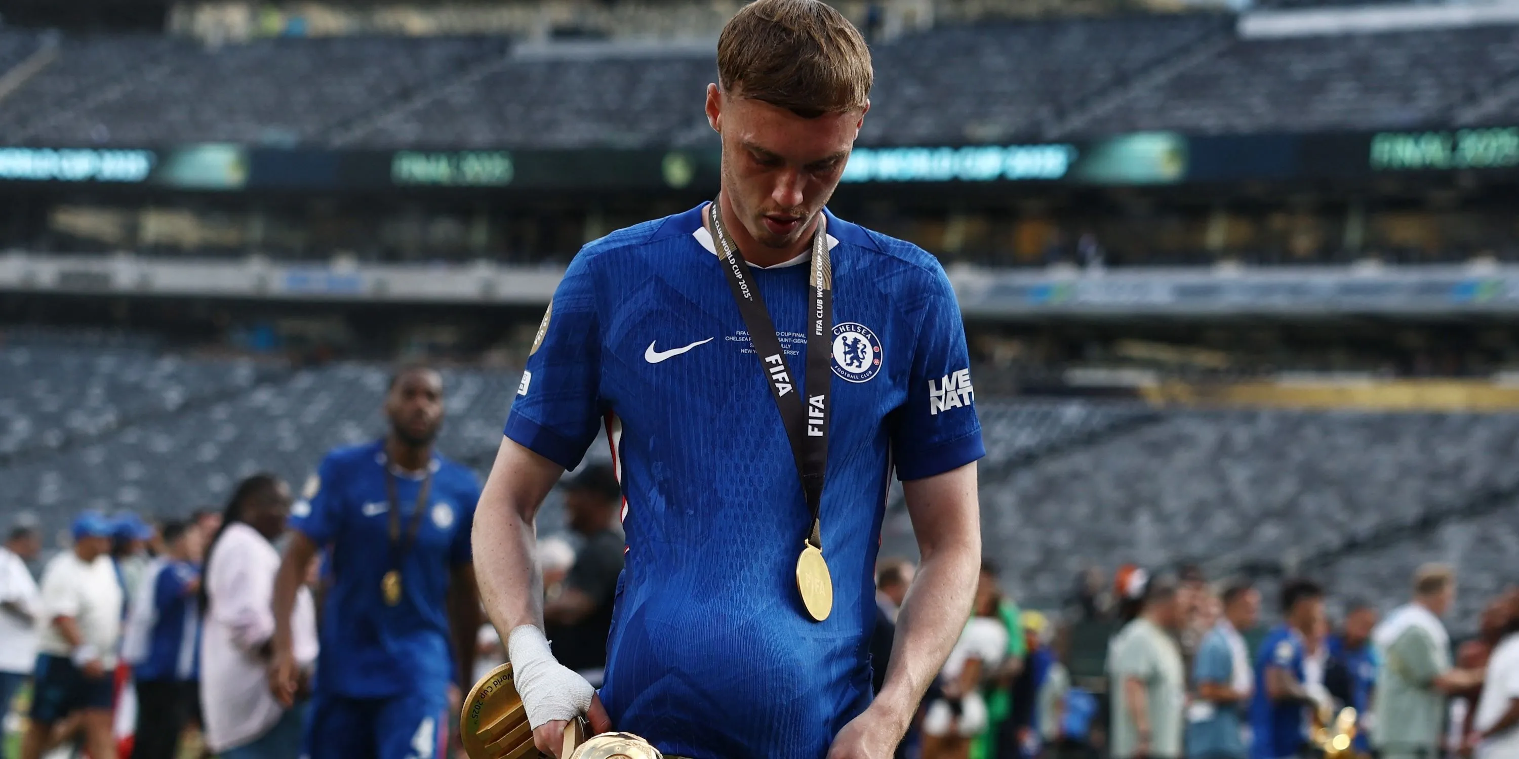 Chelsea, đối thủ cạnh tranh trên thị trường chuyển nhượng bóng đá Anh