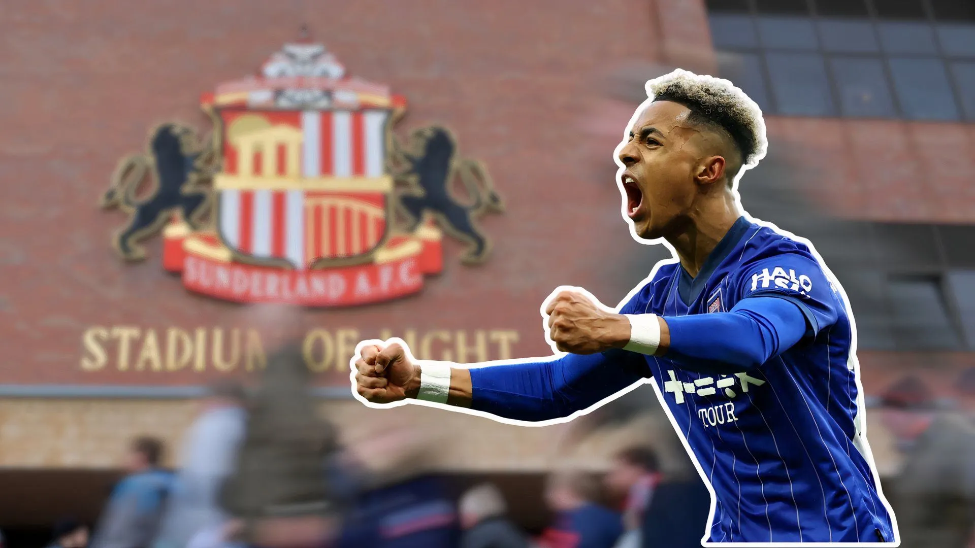 Omari Hutchinson trong màu áo Ipswich Town, một tài năng trẻ triển vọng của Ngoại hạng Anh.