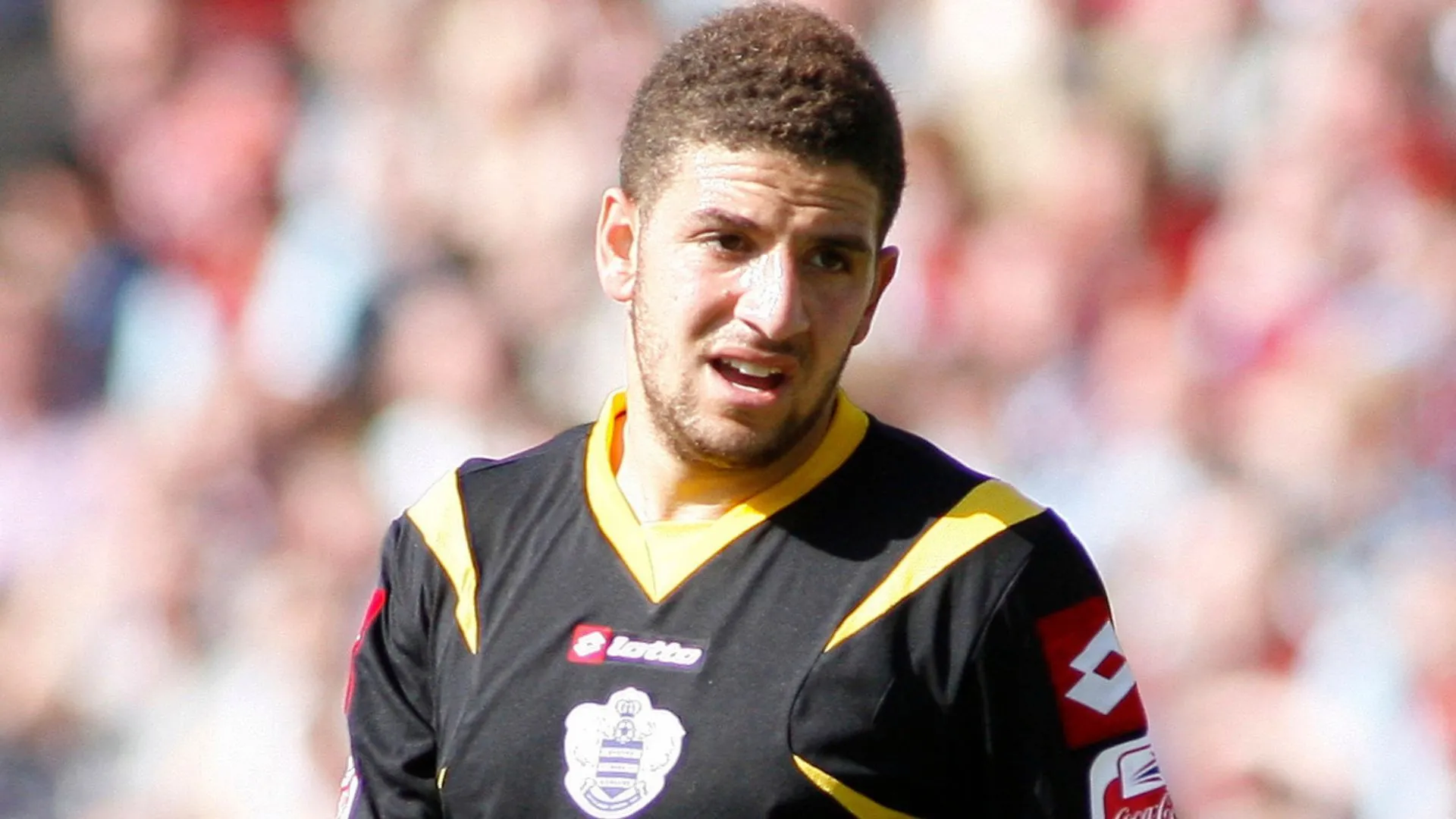Tiền vệ Adel Taarabt trong màu áo QPR