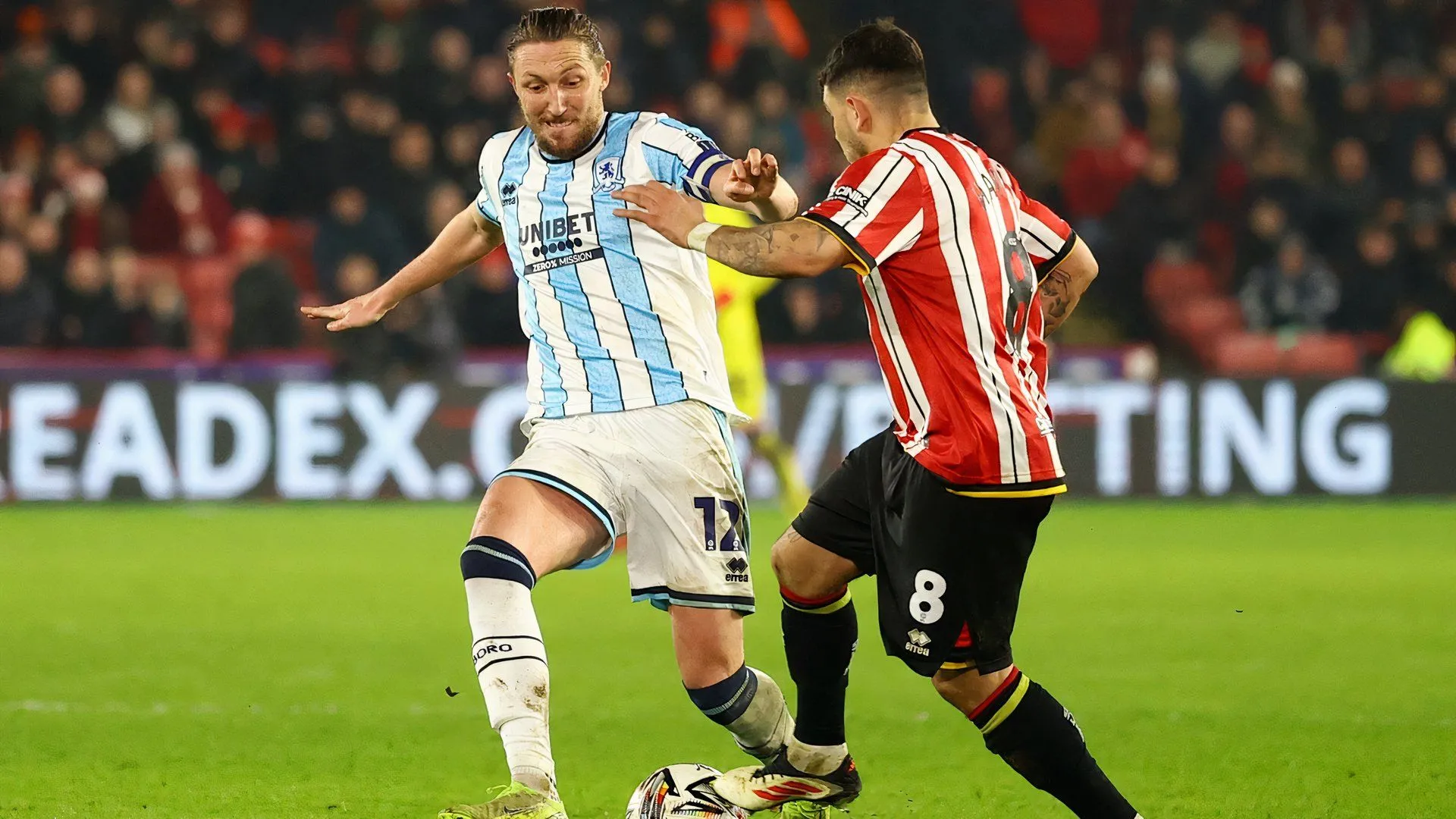 Hậu vệ Luke Ayling thi đấu cho Middlesbrough