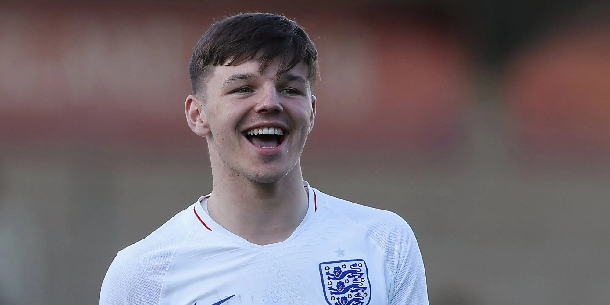 Adam Lewis thi đấu cho Newport County, nơi anh thể hiện phong độ ổn định nhất