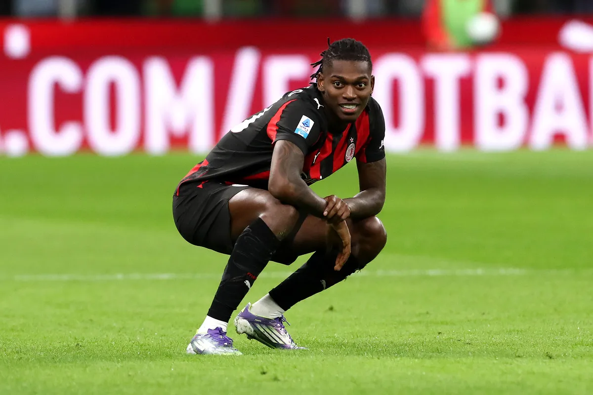 Rafael Leao ăn mừng bàn thắng của anh trong trận đấu giữa AC Milan và Pisa tại San Siro ngày 24 tháng 10 năm 2025